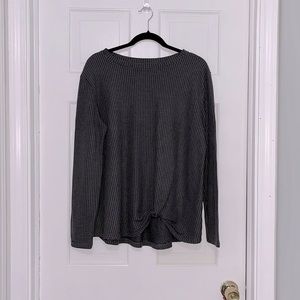 Women’s XL Thermal Top with Knotted Detail